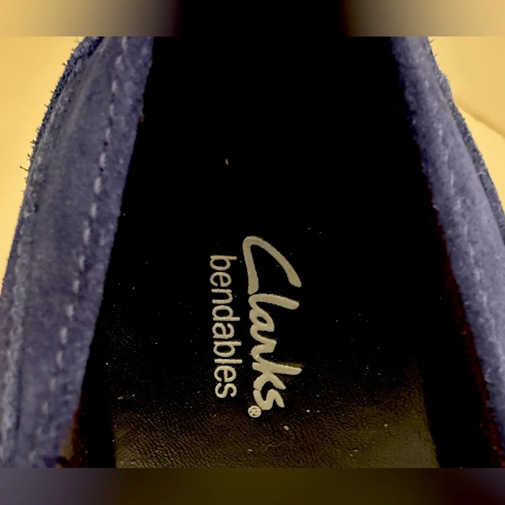 Clark’s Bendable’s Navy Blue faux suede heeled oxfords 8 - Picture 8 of 11